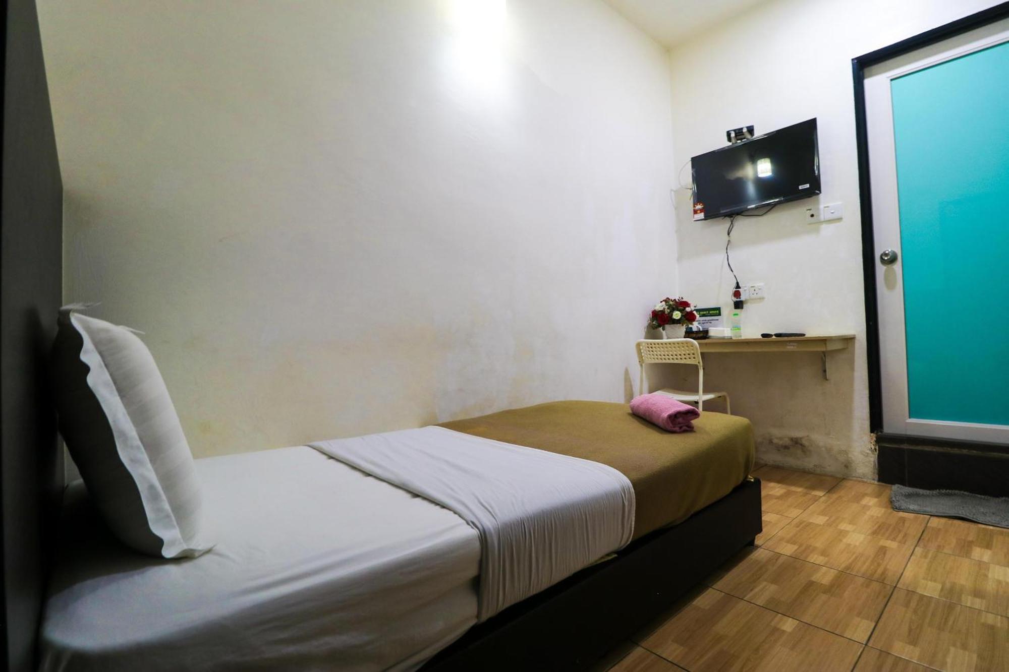 Uncle Guesthouse Kuala Terengganu Luaran gambar