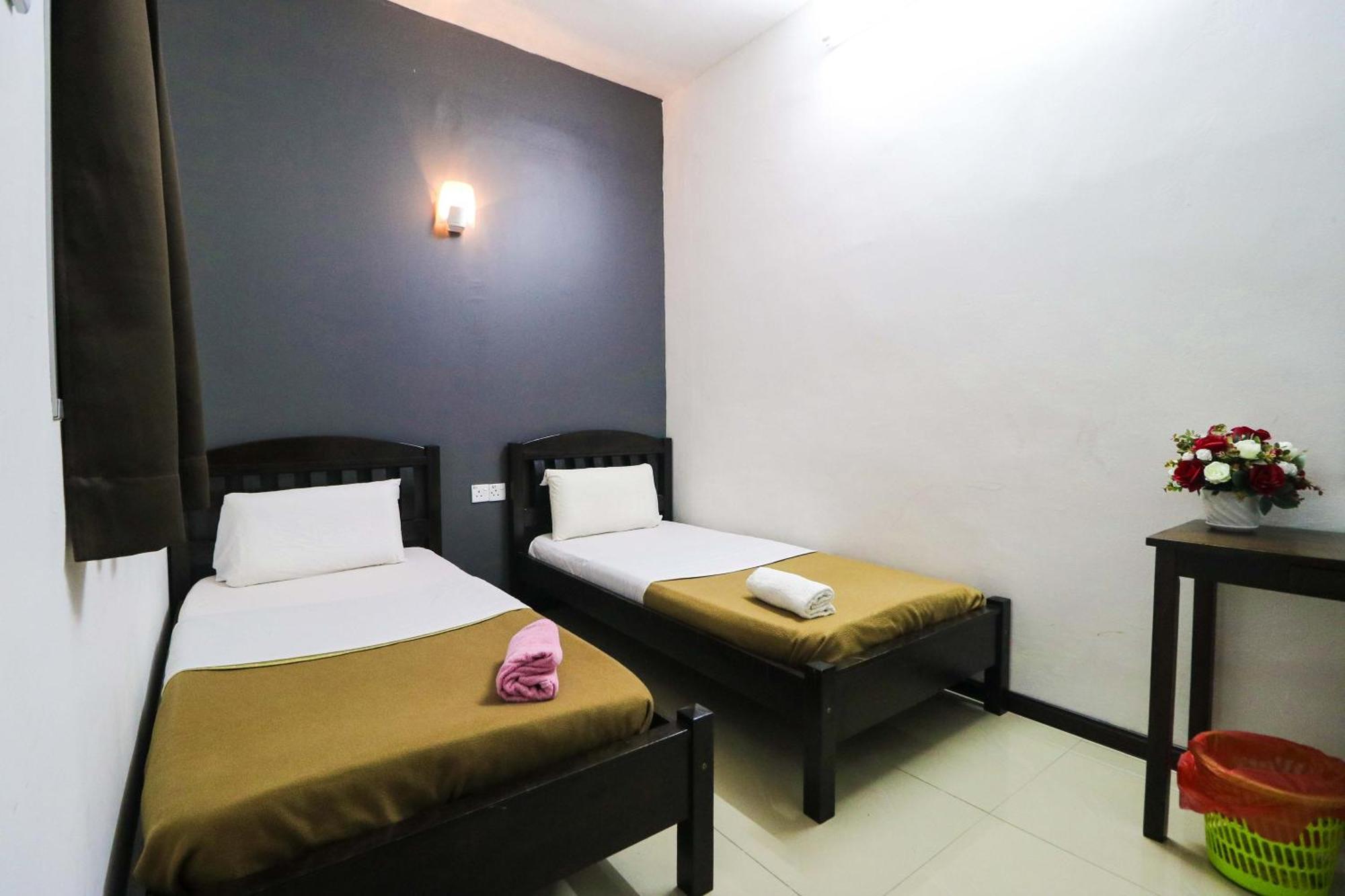 Uncle Guesthouse Kuala Terengganu Luaran gambar